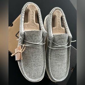 Hey Dude size 10 Men
